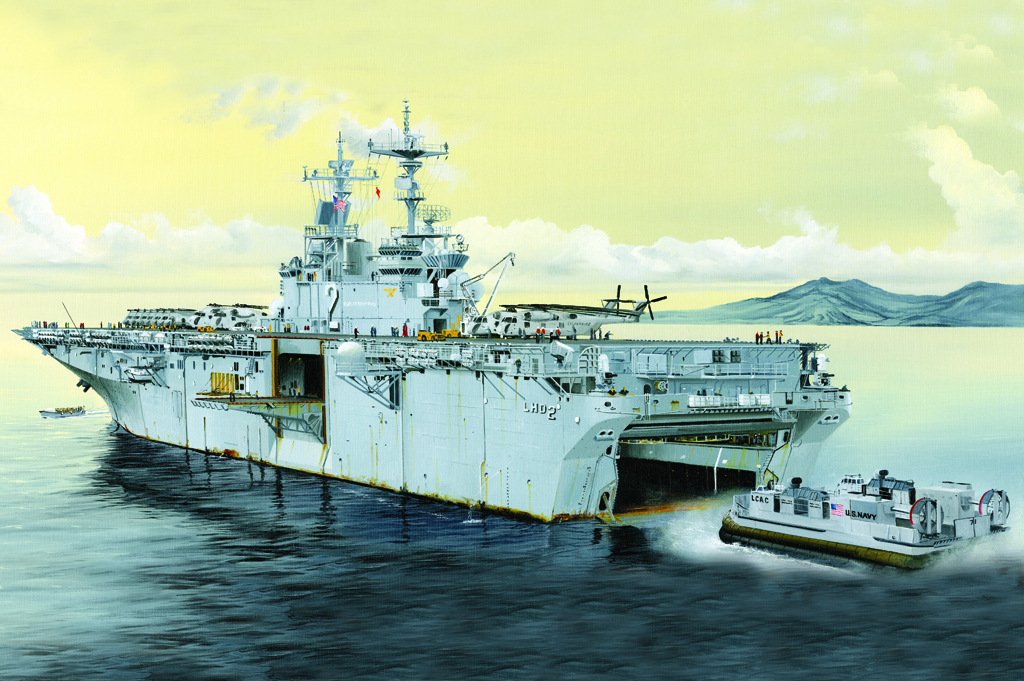 USS Essex LHD-2  83403