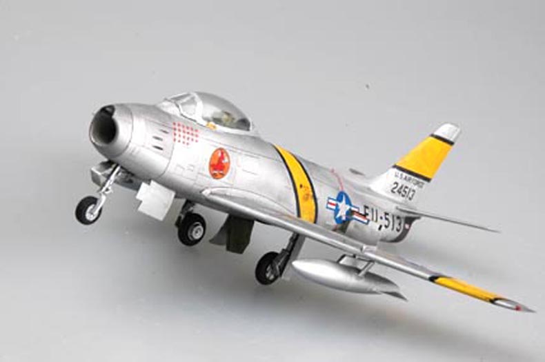F-86F-30 Sabre 80258-1:72-HobbyBoss