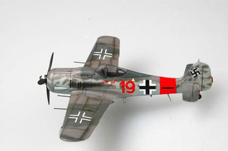 Wulf Fw 190A-8✨ 1:72 スケール Fw 190A-8/R2 Eduard 7430