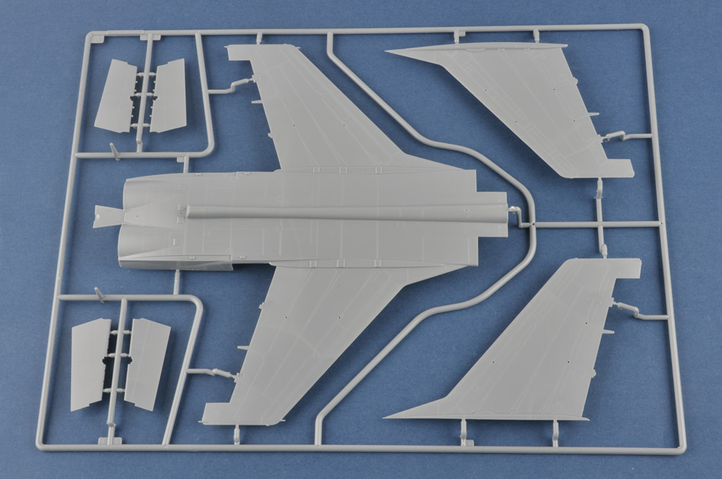 Amazon | ホビーボス 1/48 エアクラフトシリーズ ロシア軍 MiG
