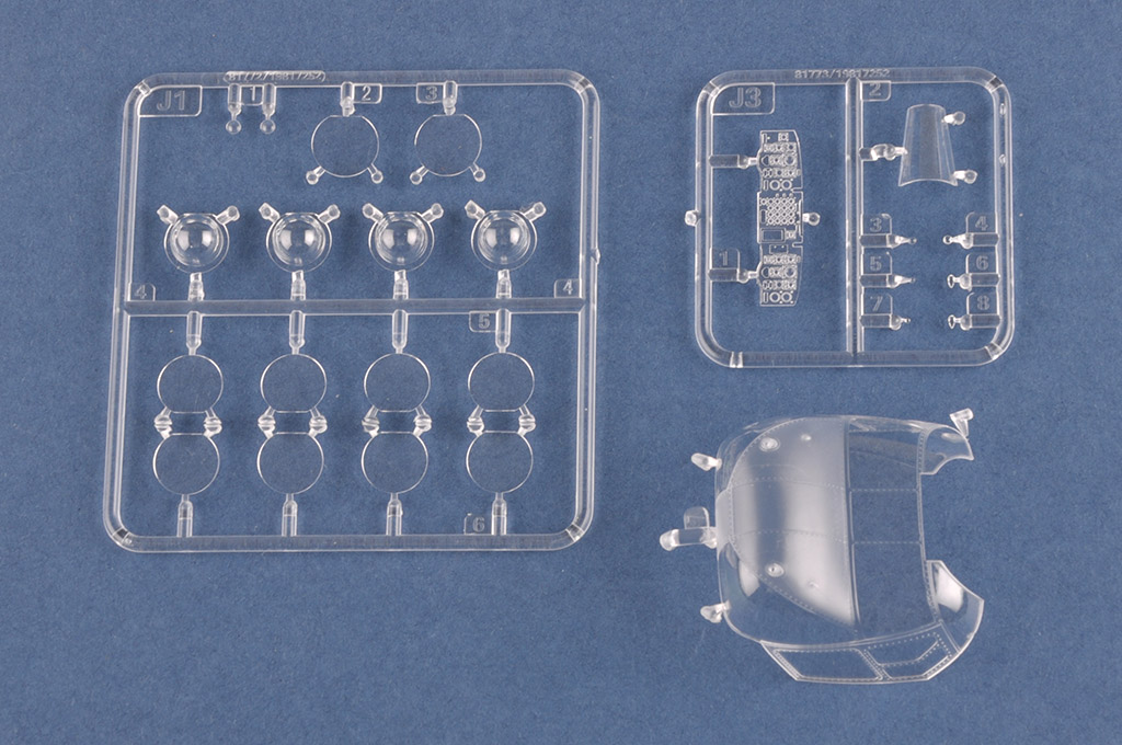 CH-47D CHINOOK 81773-1:48-HobbyBoss