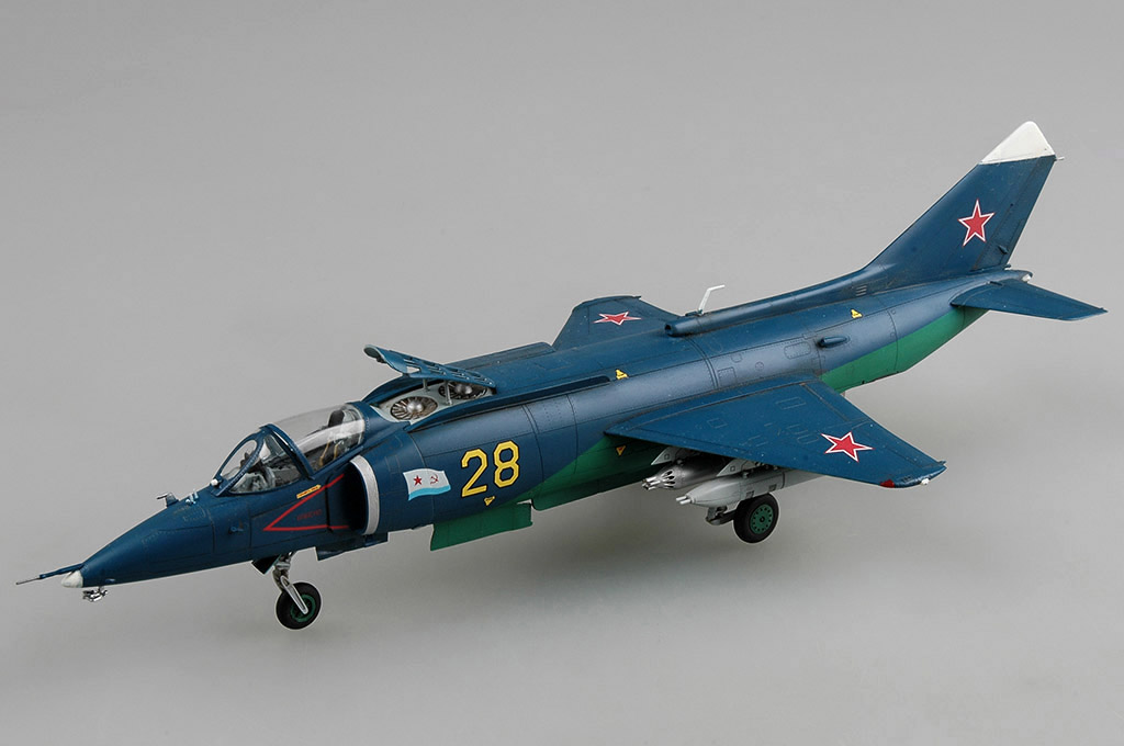 Yak-38/Yak-38M Forger A 80362-1:48-HobbyBoss