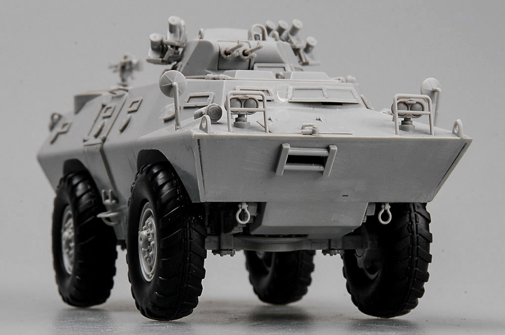 M706 Commando Armored Car Product Improved 82419-1:35-HobbyBoss