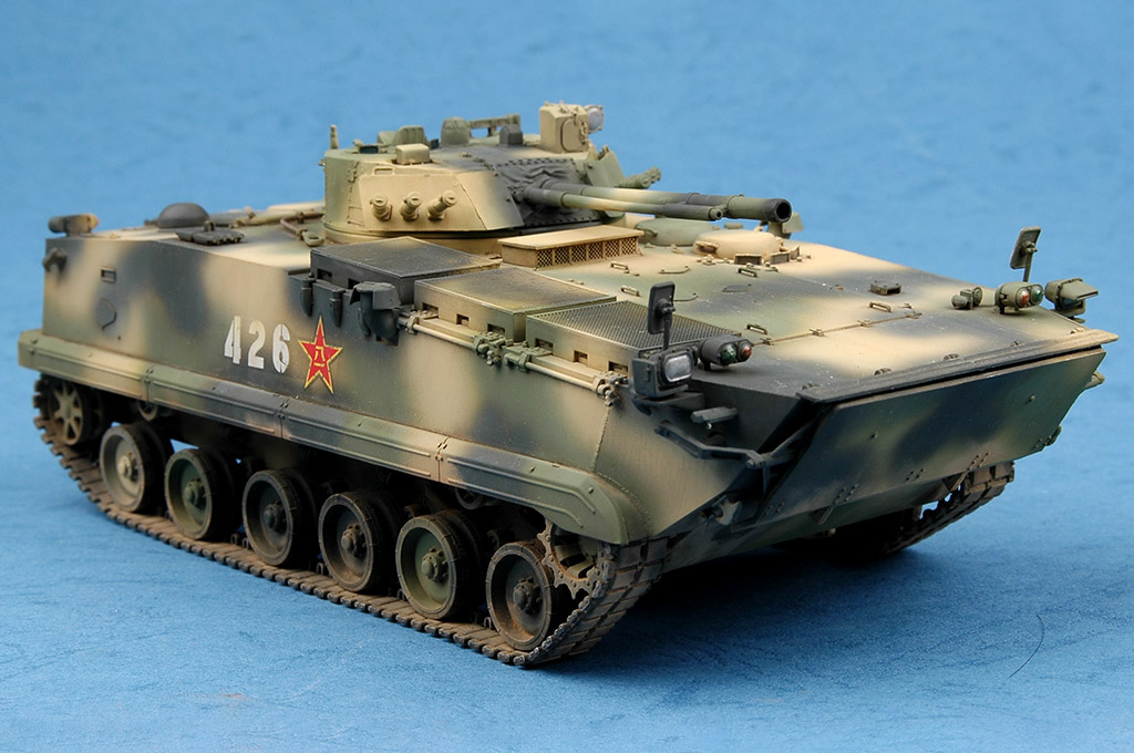 中国ZBD 04步兵战车82453-1/35系列-HobbyBoss模型