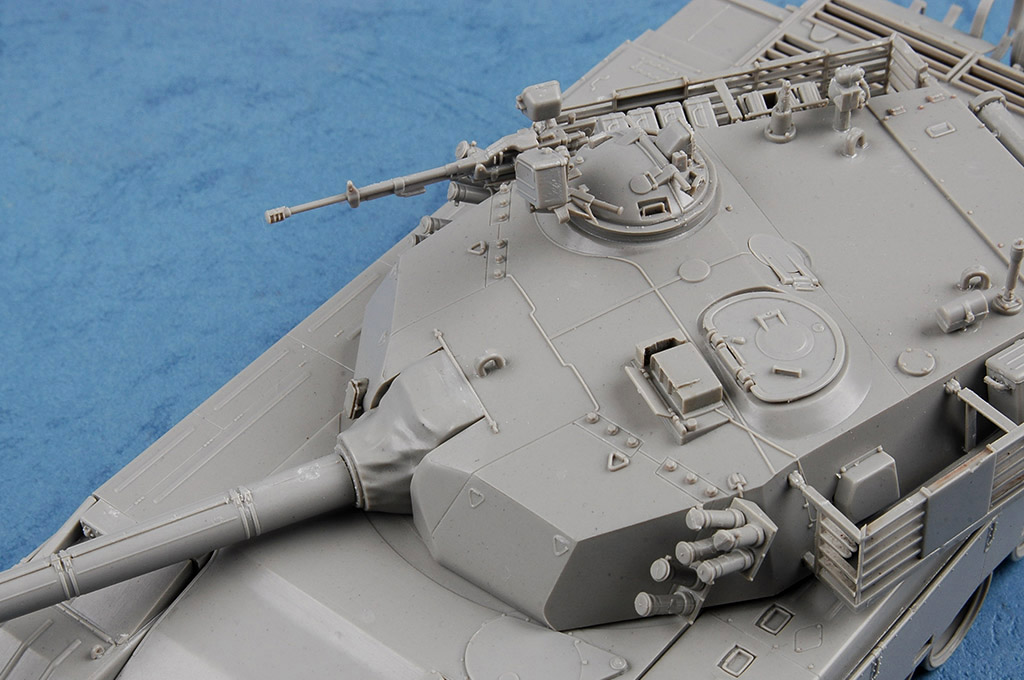ZTZ96 MBT 82464-1:35-HobbyBoss