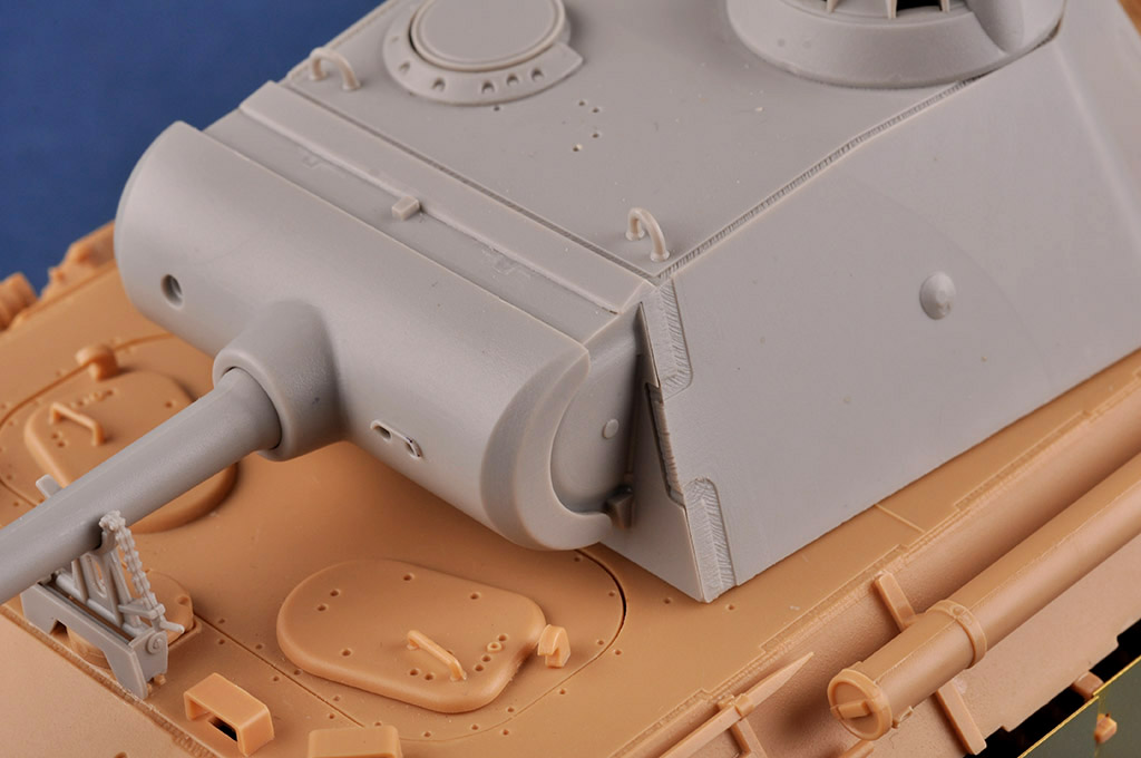 German Sd.Kfz.171 PzKpfw Ausf A w/ Zimmerit 84506-1:35-HobbyBoss
