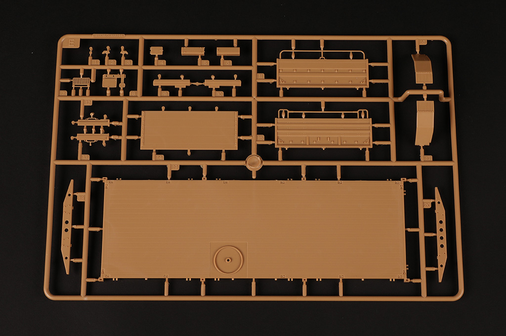 LKW 10t mil gl 85528-1:35-HobbyBoss