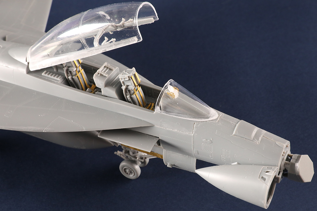 F/A-18F Super Hornet VFC-12 85819-1:48-HobbyBoss